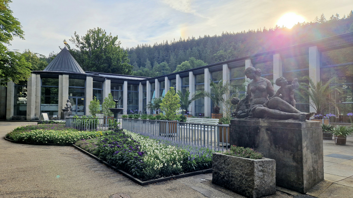 Sonnenaufgang über der KunstWandelhalle 