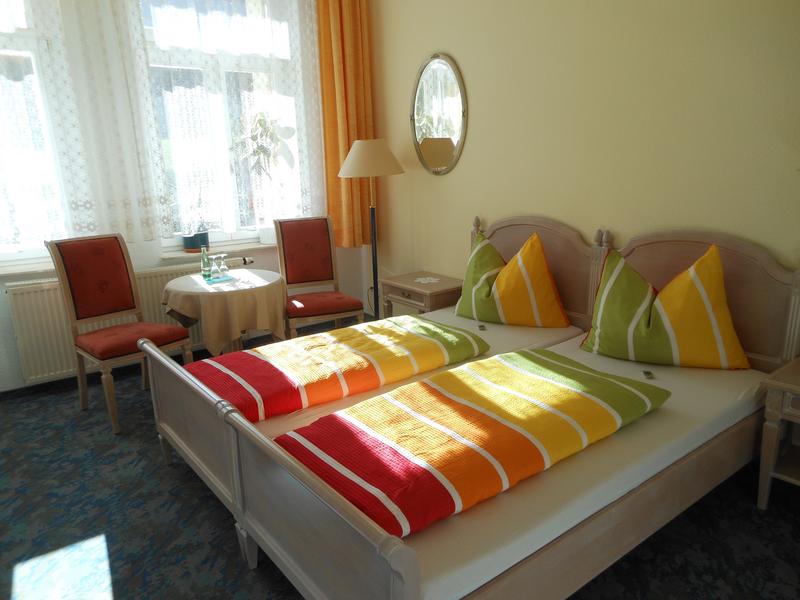 Doppelbett-Zimmerbeispiel